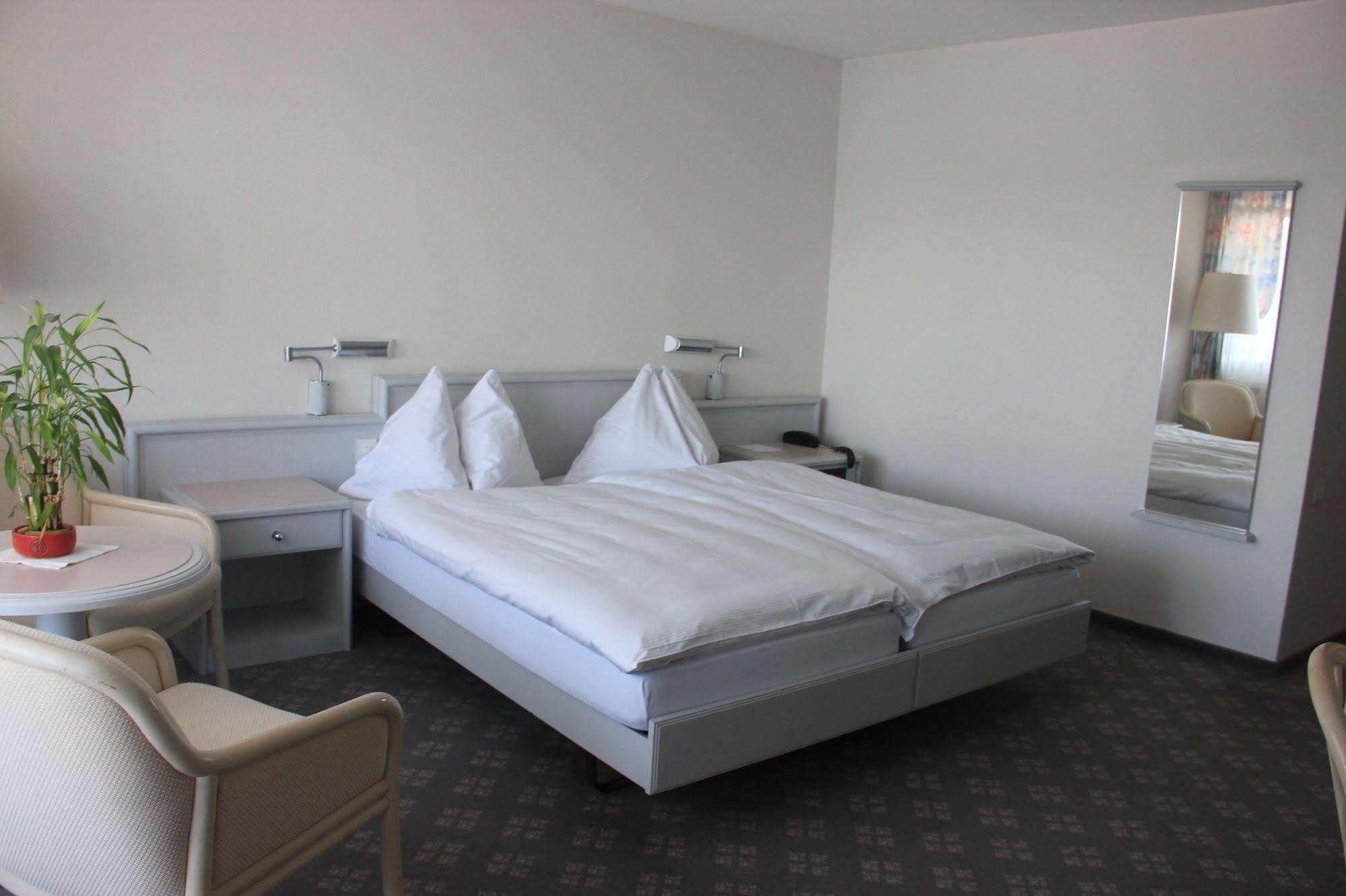 Hotel Winkelried Am See Stansstad Bagian luar foto