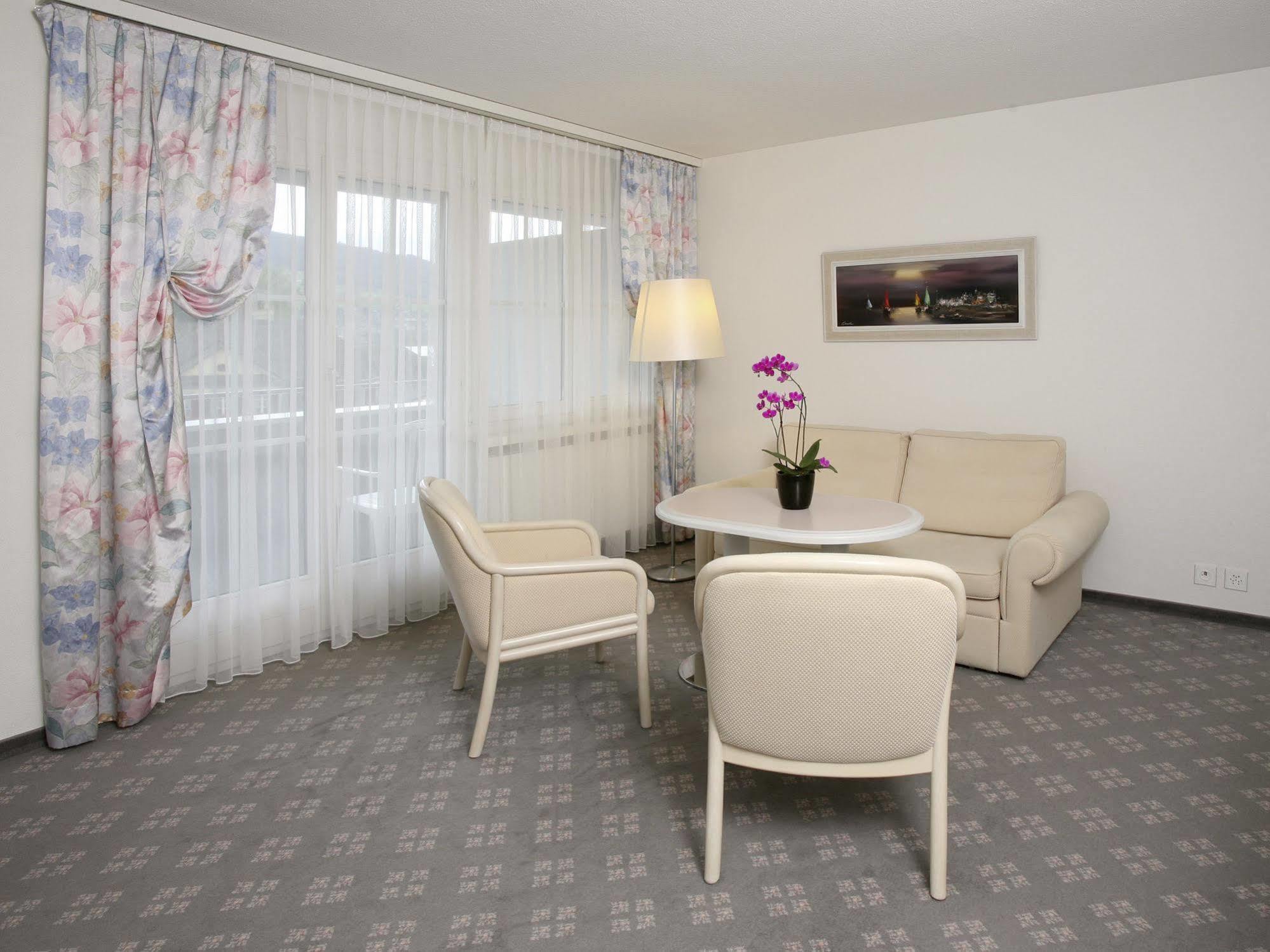 Hotel Winkelried Am See Stansstad Bagian luar foto